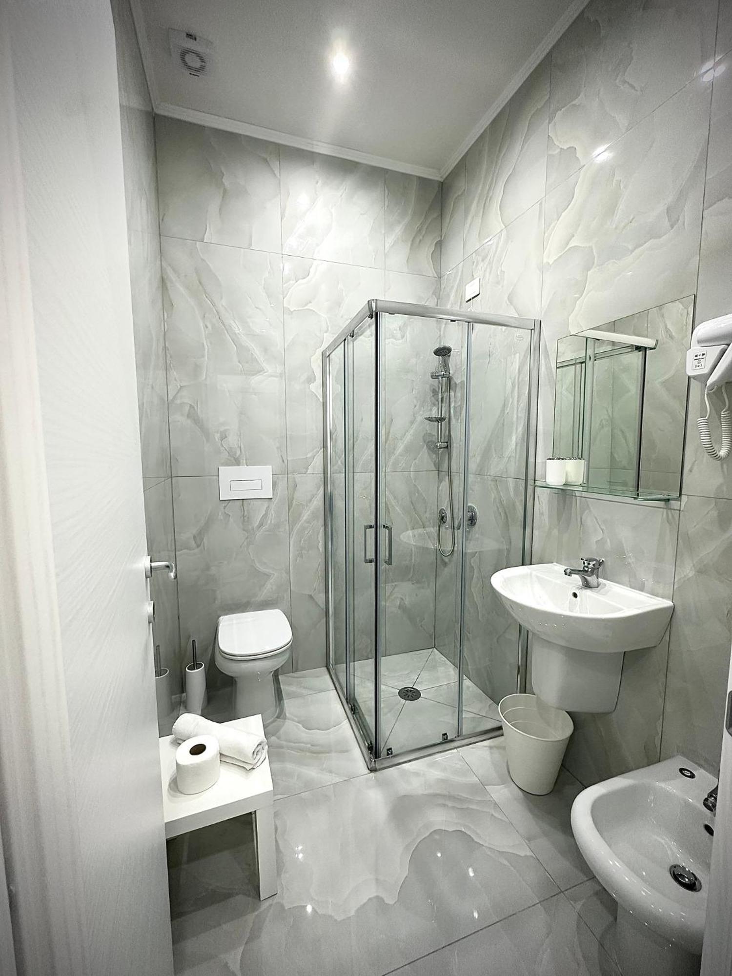 Marvit Central Luxury Naples Exterior photo
